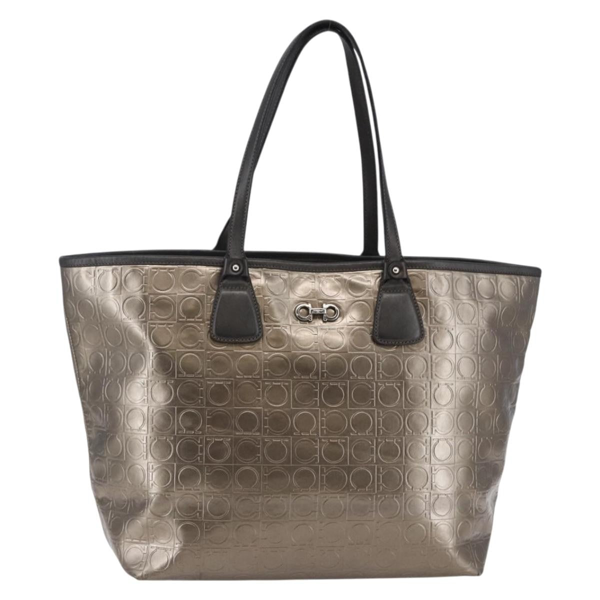 Salvatore Ferragamo Gancini Tote Patent Leather Gold Patent_Leather Tote Bag Bag (Pre-Owned)