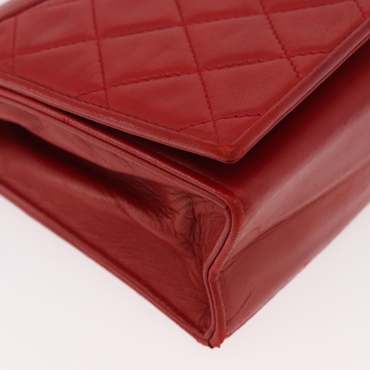 Chanel Vintage Cc Chain Full Flap Bag Quilted Leather Red Leather Shoulder Bag Bag (Pre-Owned)