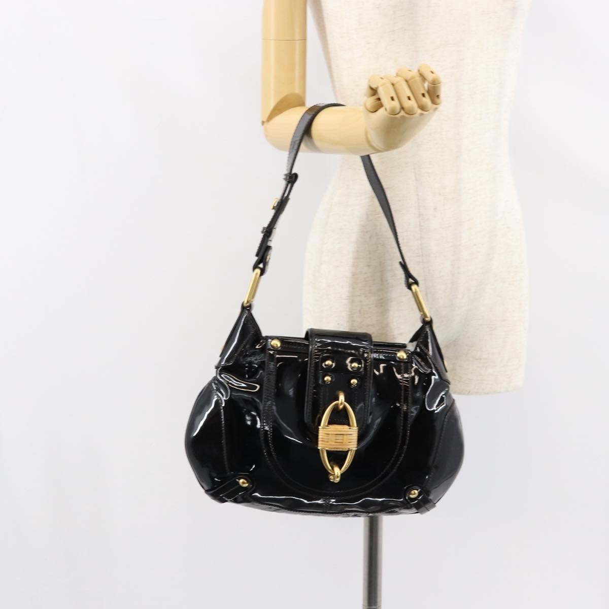 Salvatore Ferragamo Gancini Tote Patent Leather Black Patent_Leather Tote Bag Bag (Pre-Owned)