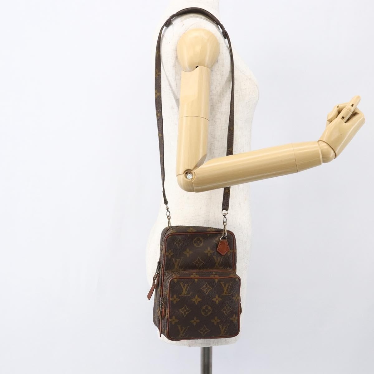 Louis Vuitton Amazone Bag Monogram Canvas Brown Canvas Shoulder Bag Bag (Pre-Owned)