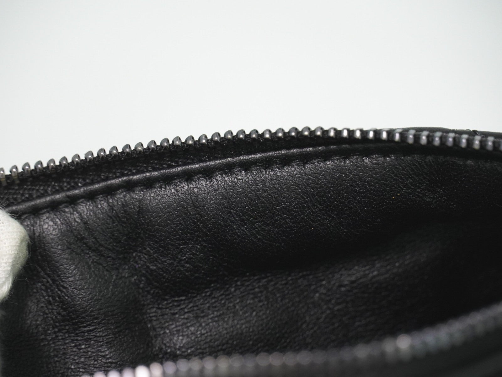 Christian Dior Diortravel Nomad Pouch Macrocannage Quilt Calfskin Black Leather Clutche & Pouche Bag (Pre-Owned)