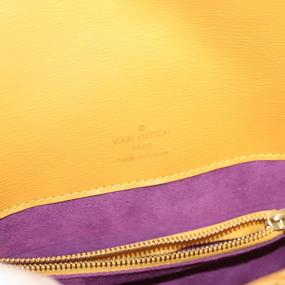 Louis Vuitton Buci Handbag Epi Leather Yellow Leather Shoulder Bag Bag (Pre-Owned)