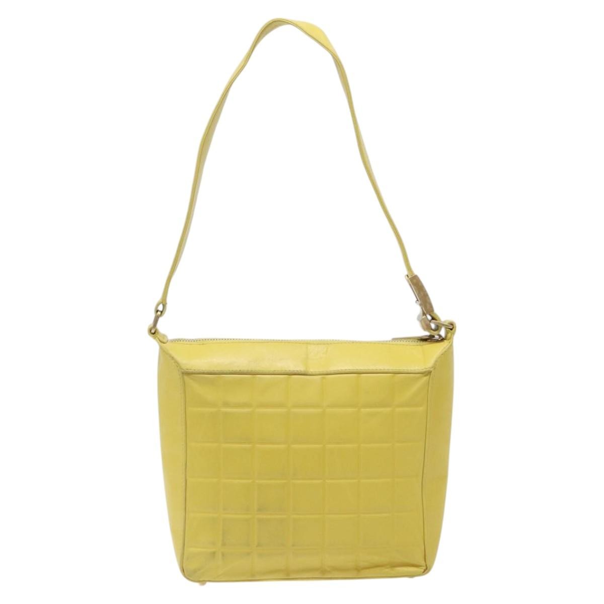 Chanel Chocolate Bar Cc Shoulder Bag Quilted Leather Yellow Leather Shoulder Bag Bag (Pre-Owned)