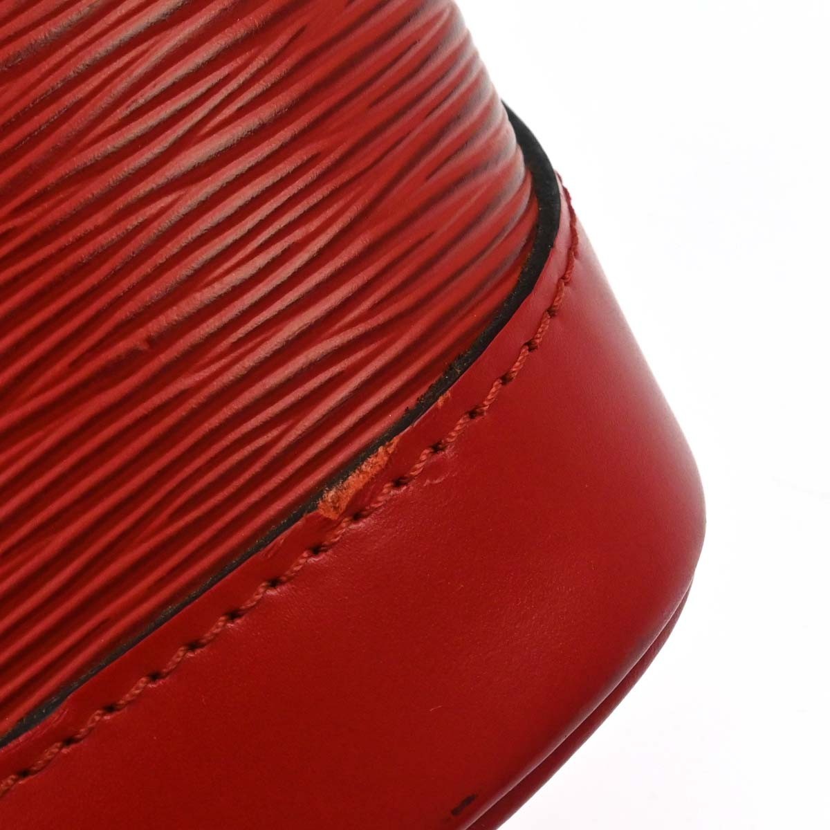Louis Vuitton Alma Handbag Epi Leather Red Leather Handbag (Pre-Owned)