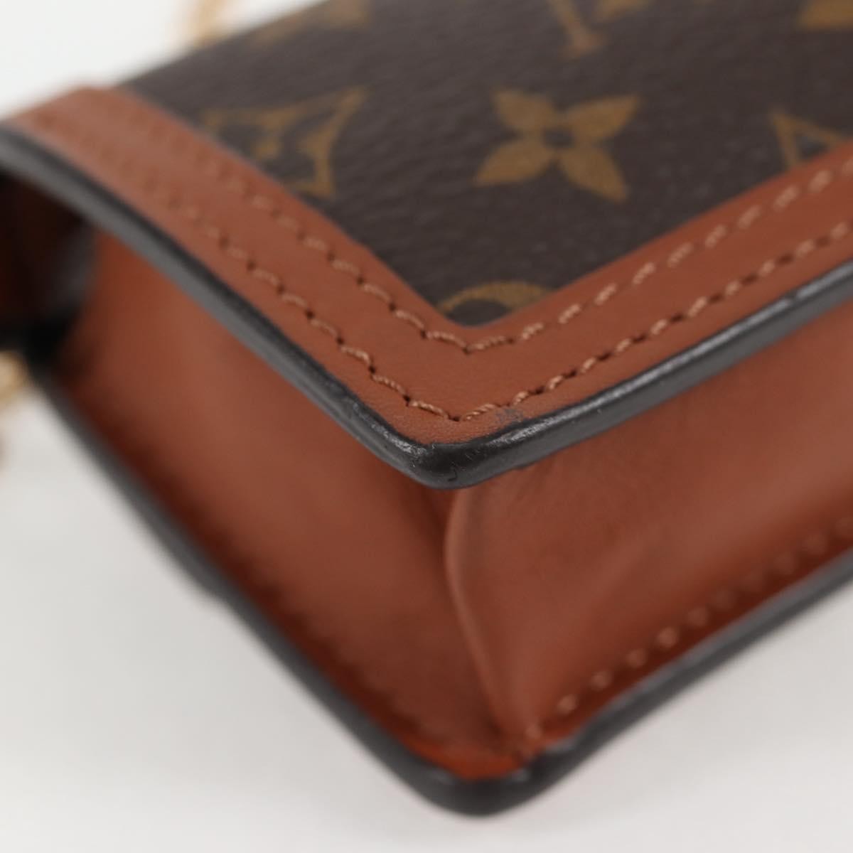 Louis Vuitton Dauphine Chain Wallet Reverse Monogram Canvas Brown Canvas Bag (Pre-Owned)