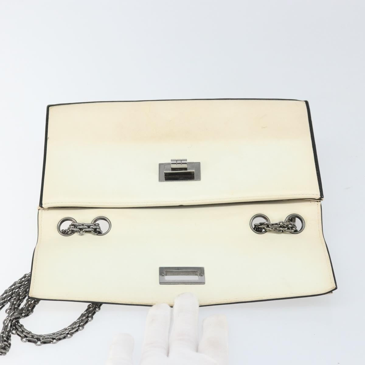 Chanel 2.55 Shoulder Bag Leather White Leather Shoulder Bag Bag (Pre-Owned)