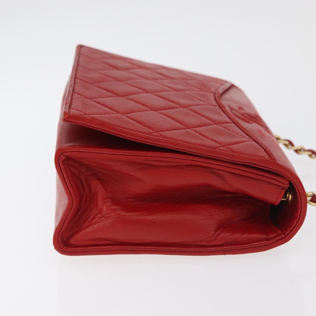 Chanel Vintage Cc Chain Full Flap Bag Quilted Leather Red Leather Shoulder Bag Bag (Pre-Owned)