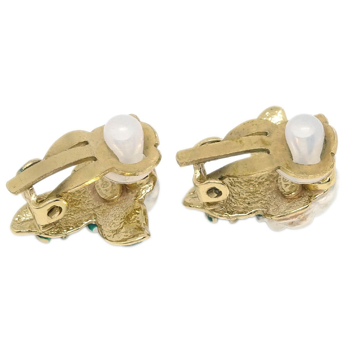 Chanel Vintage Cc Camellia Clip-On Earrings Metal Gold Gold_Plated Earrings Jewelry (Pre-Owned)