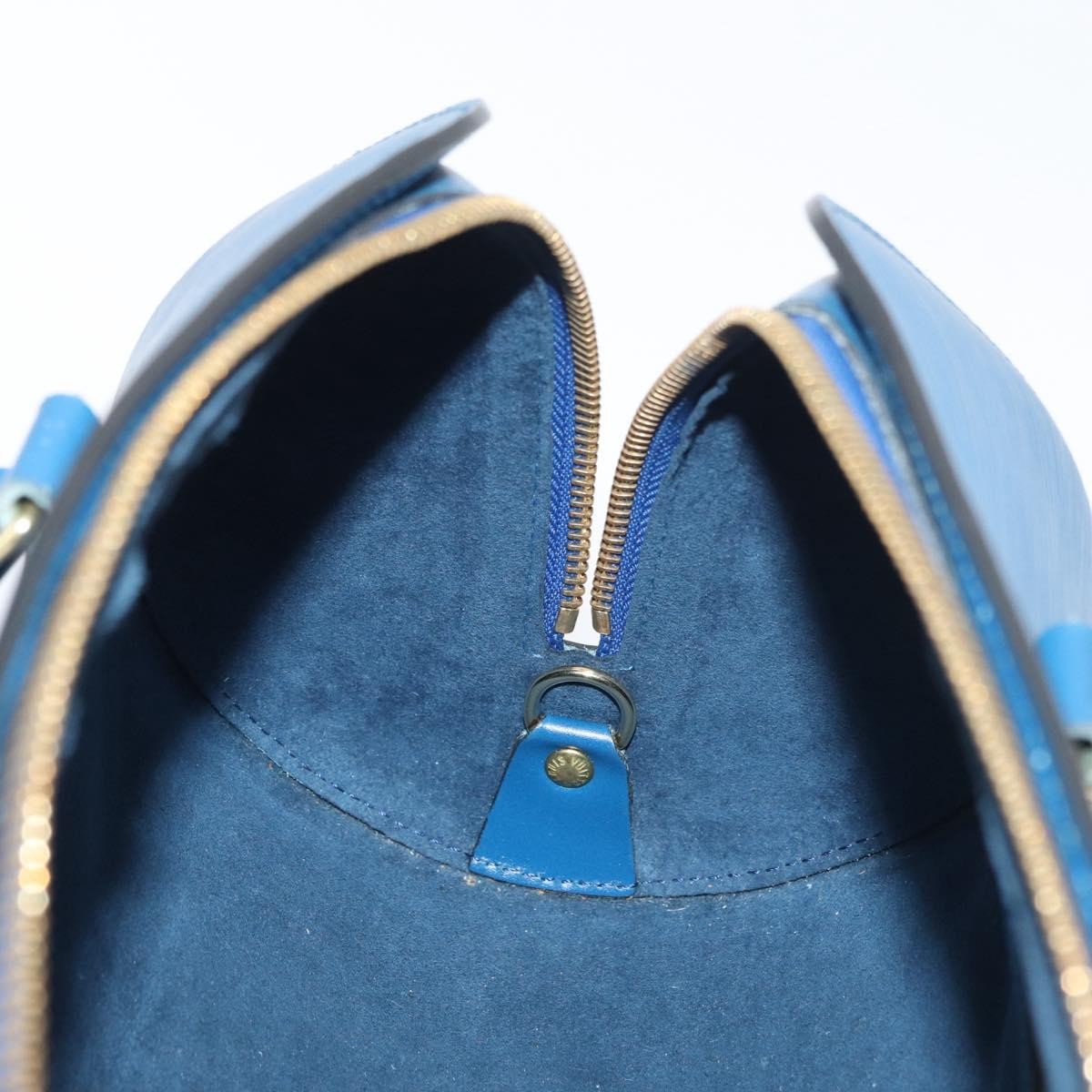 Louis Vuitton Soufflot Handbag Epi Leather Blue Leather Handbag (Pre-Owned)