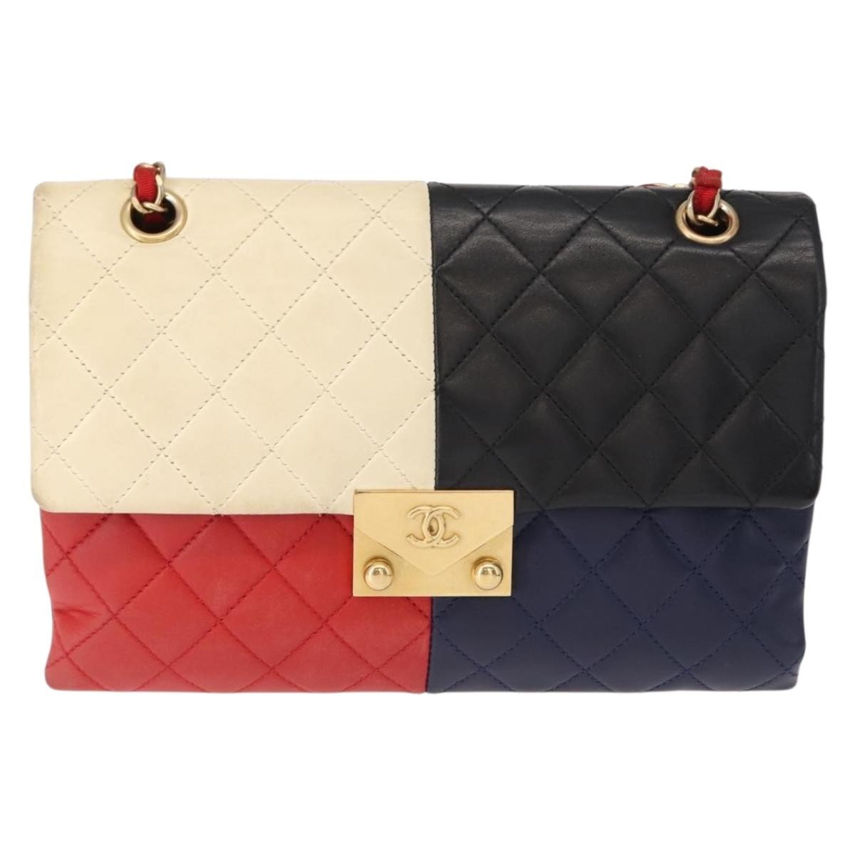 Chanel Cc Clasp Chain Flap Bag Multicolor Quilted Lambskin Multicolour Leather Shoulder Bag Bag (Pre-Owned)