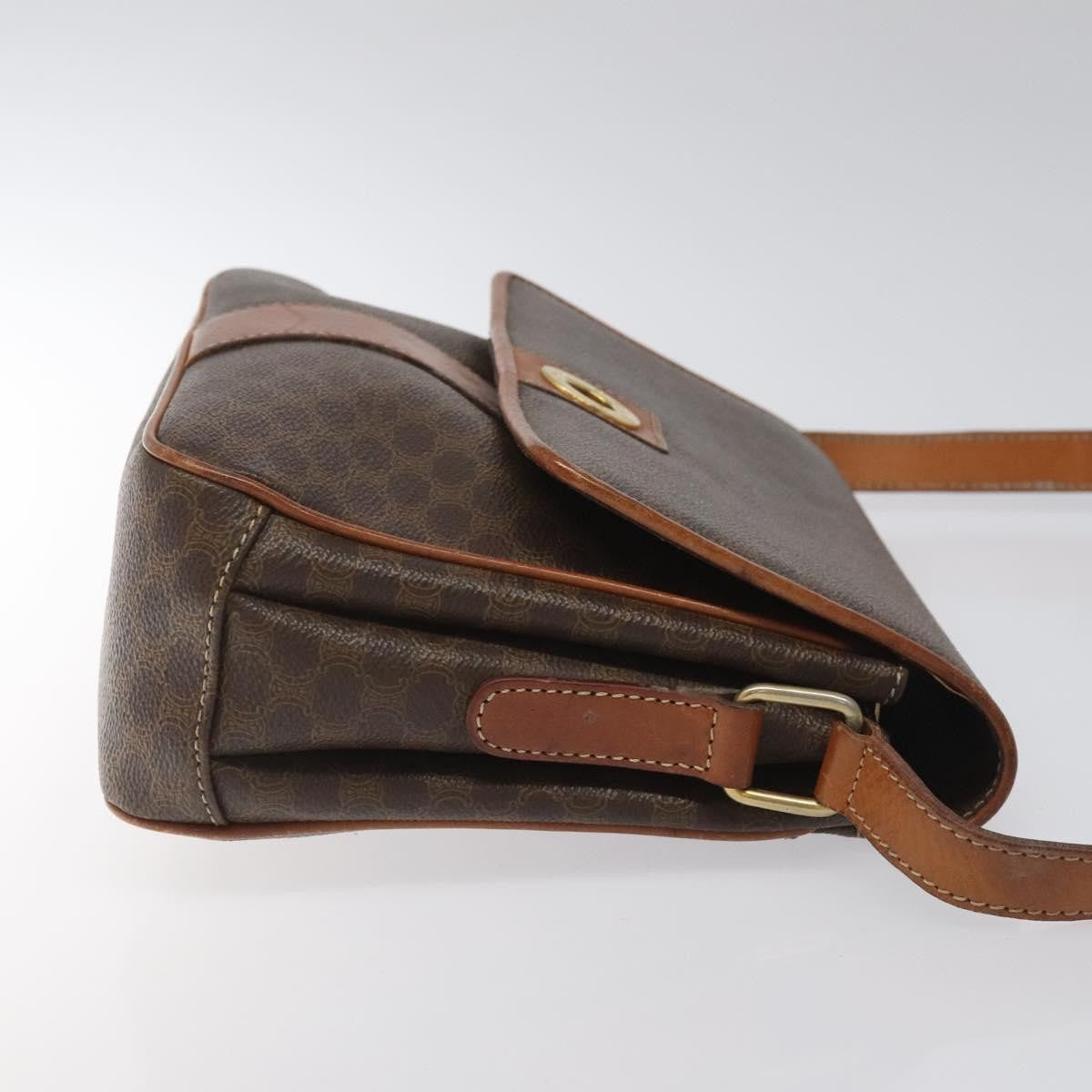 Celine Vintage Macadam Circle Logo Shoulder Bag Canvas And Leather Brown Canvas Shoulder Bag Bag (Pre-Owned)