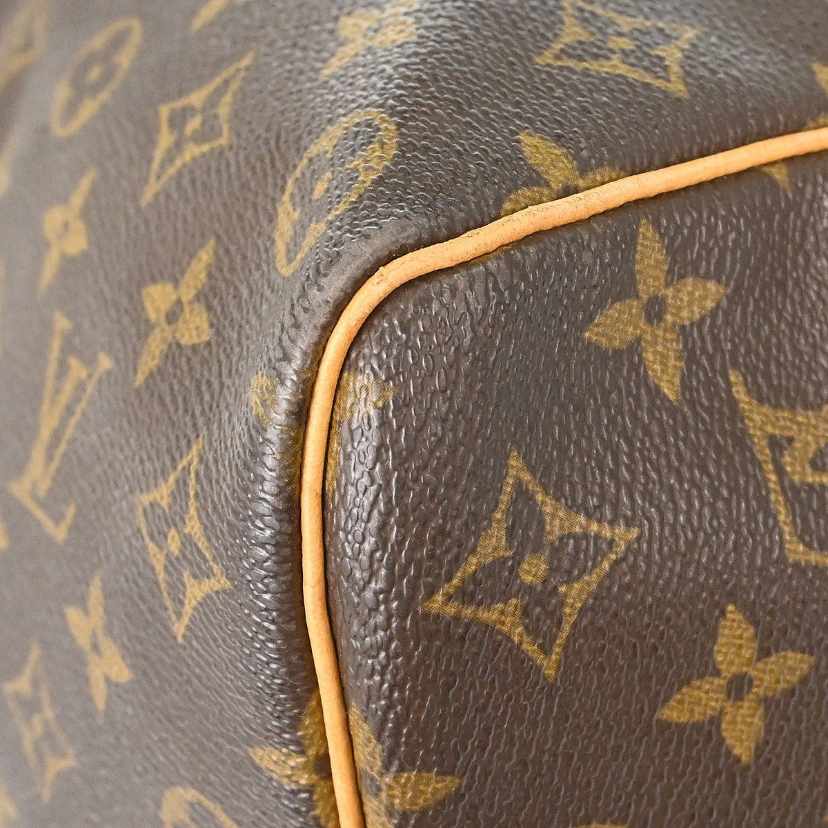 Louis Vuitton Keepall Bag Monogram Canvas Brown Canvas Travel Bag Bag (Pre-Owned)
