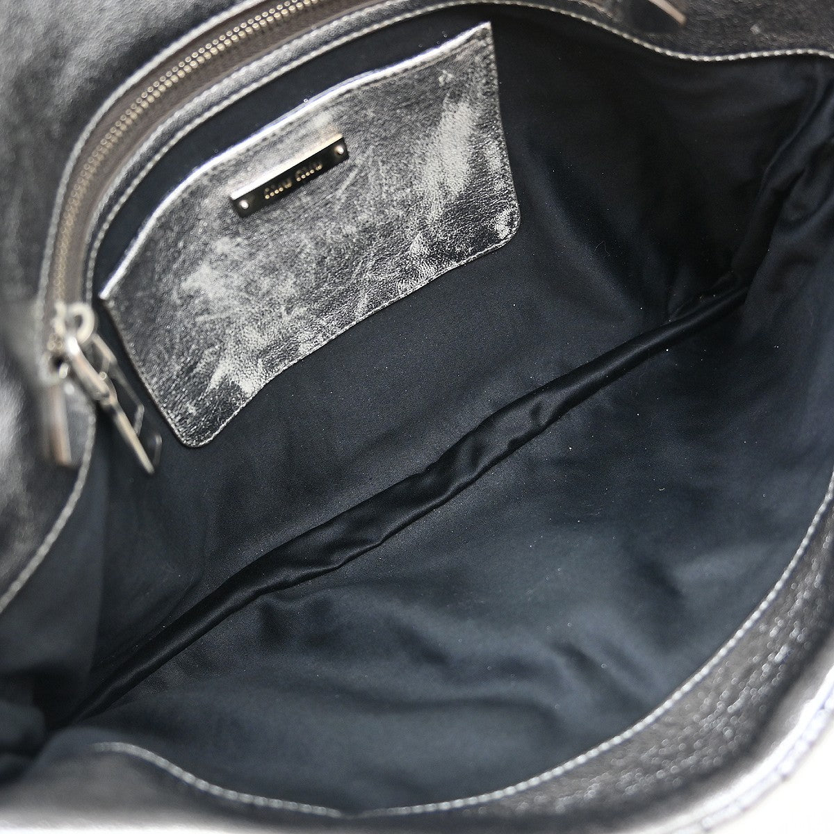 Miu Miu Nappa Matelassè Leather Silver Leather Handbag (Pre-Owned)