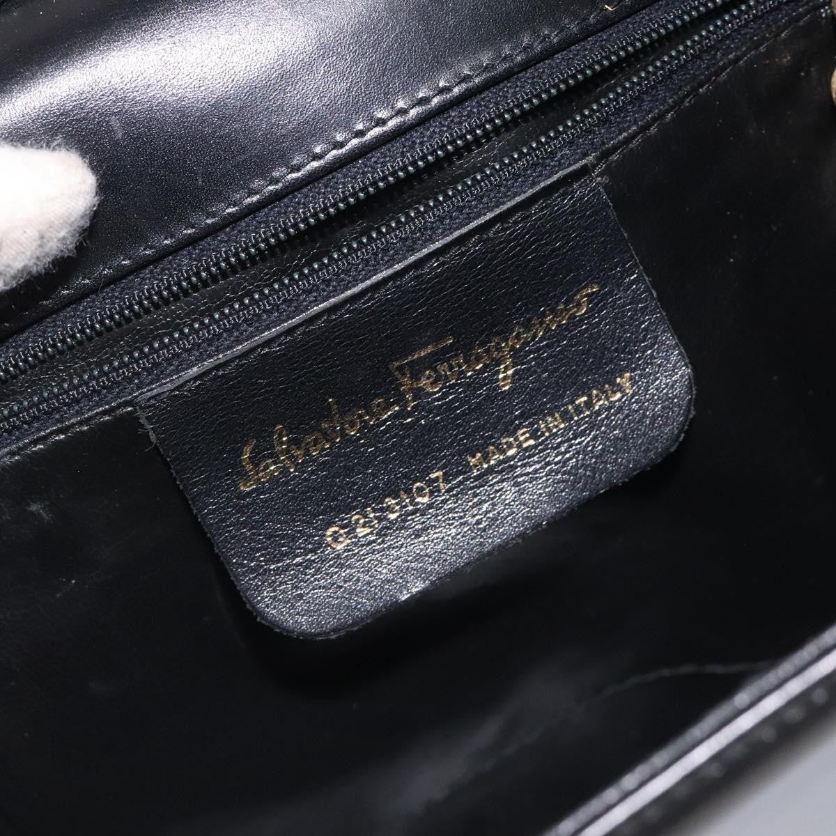 Salvatore Ferragamo Vara Shoulder Bag Leather Black Leather Shoulder Bag Bag (Pre-Owned)