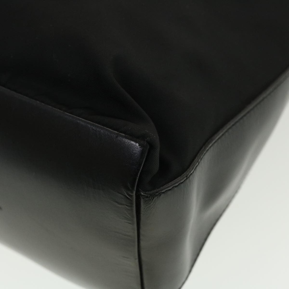 Prada Vintage Shoulder Bag Tessuto Black Nylon Shoulder Bag Bag (Pre-Owned)