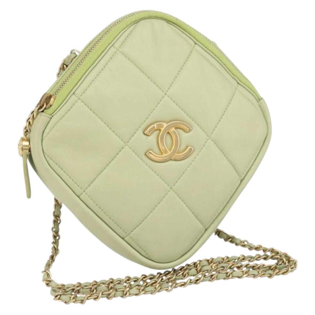 Chanel Diamond Chain Crossbody Bag Quilted Lambskin Green Leather Shoulder Bag Bag (Pre-Owned)