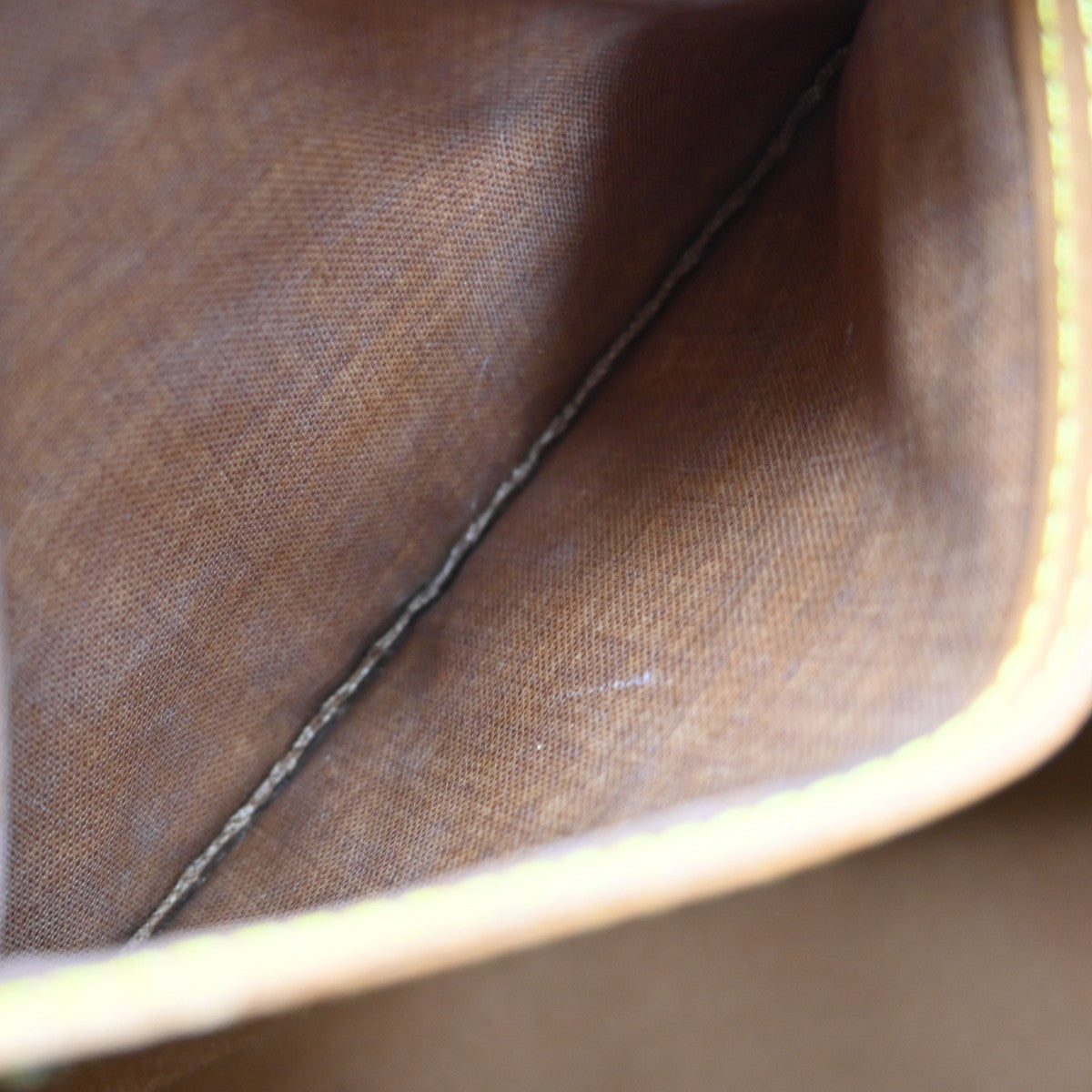 Louis Vuitton Speedy Handbag Monogram Canvas Brown Canvas Handbag (Pre-Owned)