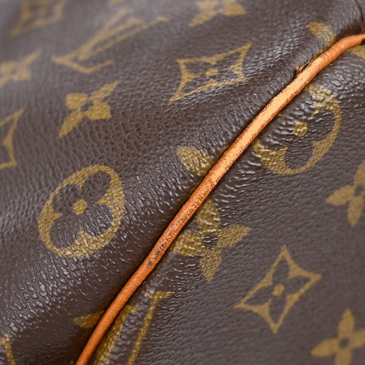 Louis Vuitton Keepall Bag Monogram Canvas Brown Canvas Travel Bag Bag (Pre-Owned)