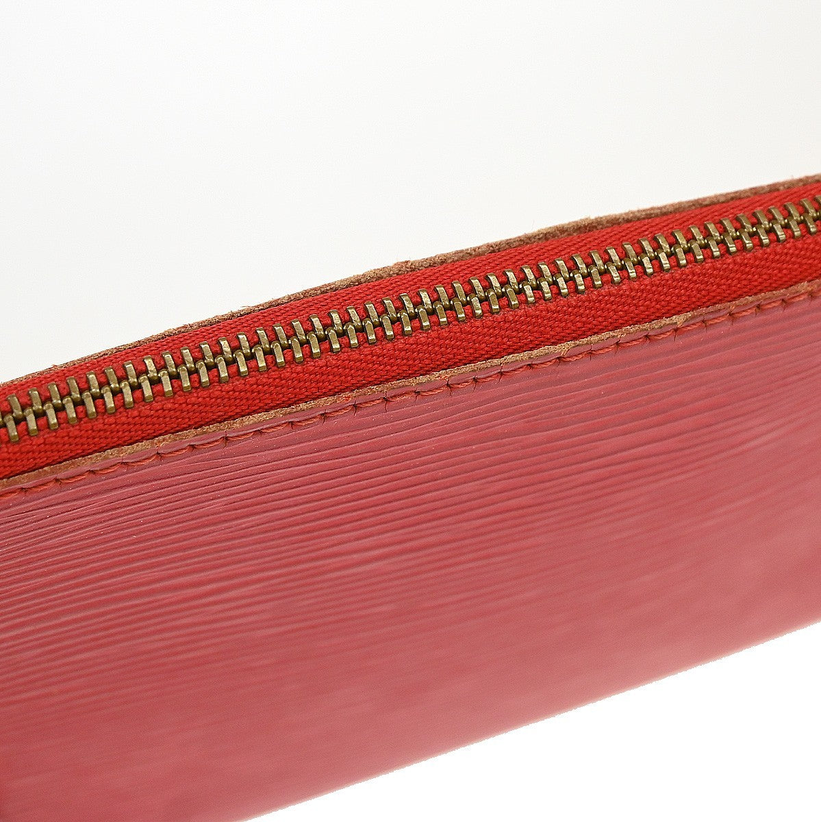 Louis Vuitton Pochette Accessoires Epi Leather Red Leather Clutche & Pouche Bag (Pre-Owned)