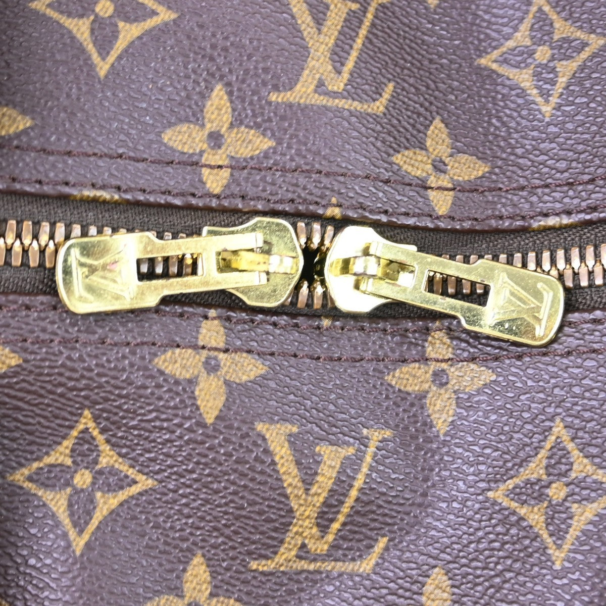 Louis Vuitton Keepall Bag Monogram Canvas Brown Canvas Travel Bag Bag (Pre-Owned)
