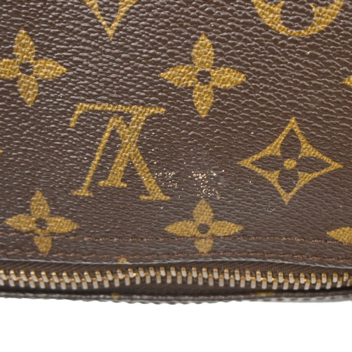 Louis Vuitton Keepall Bag Monogram Canvas Brown Canvas Handbag (Pre-Owned)