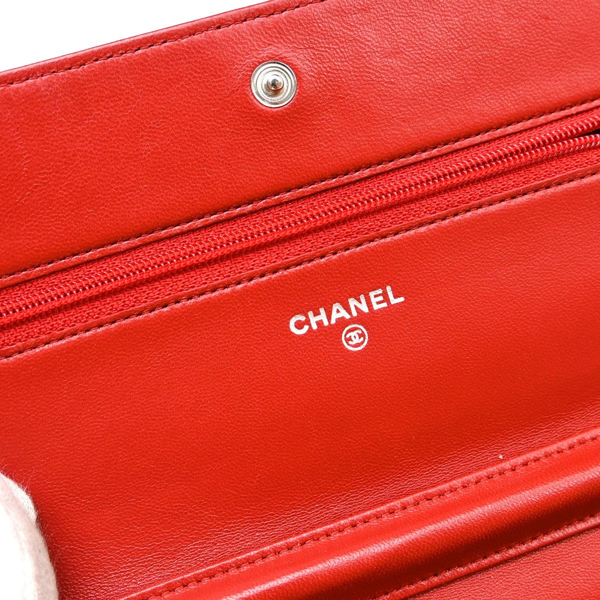 Chanel Wallet On Chain Camellia Lambskin Red Leather Clutche & Pouche Bag (Pre-Owned)