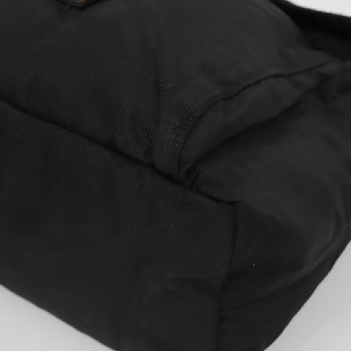 Prada Buckle Messenger Bag Tessuto Black Nylon Shoulder Bag Bag (Pre-Owned)
