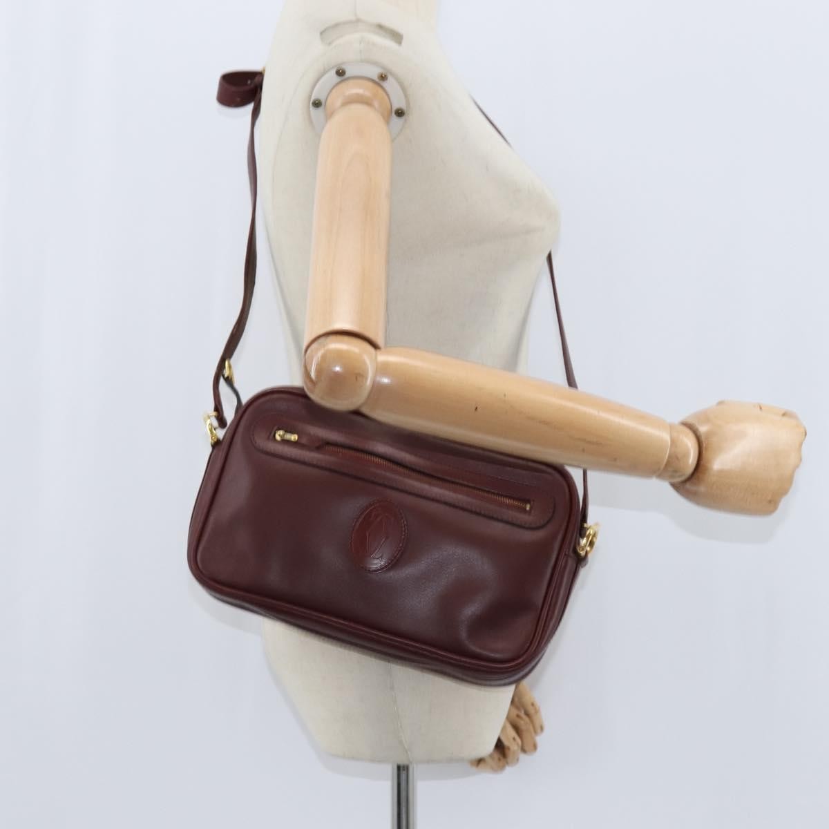 Cartier Must De Cartier Shoulder Bag Leather Burgundy Leather Shoulder Bag Bag (Pre-Owned)