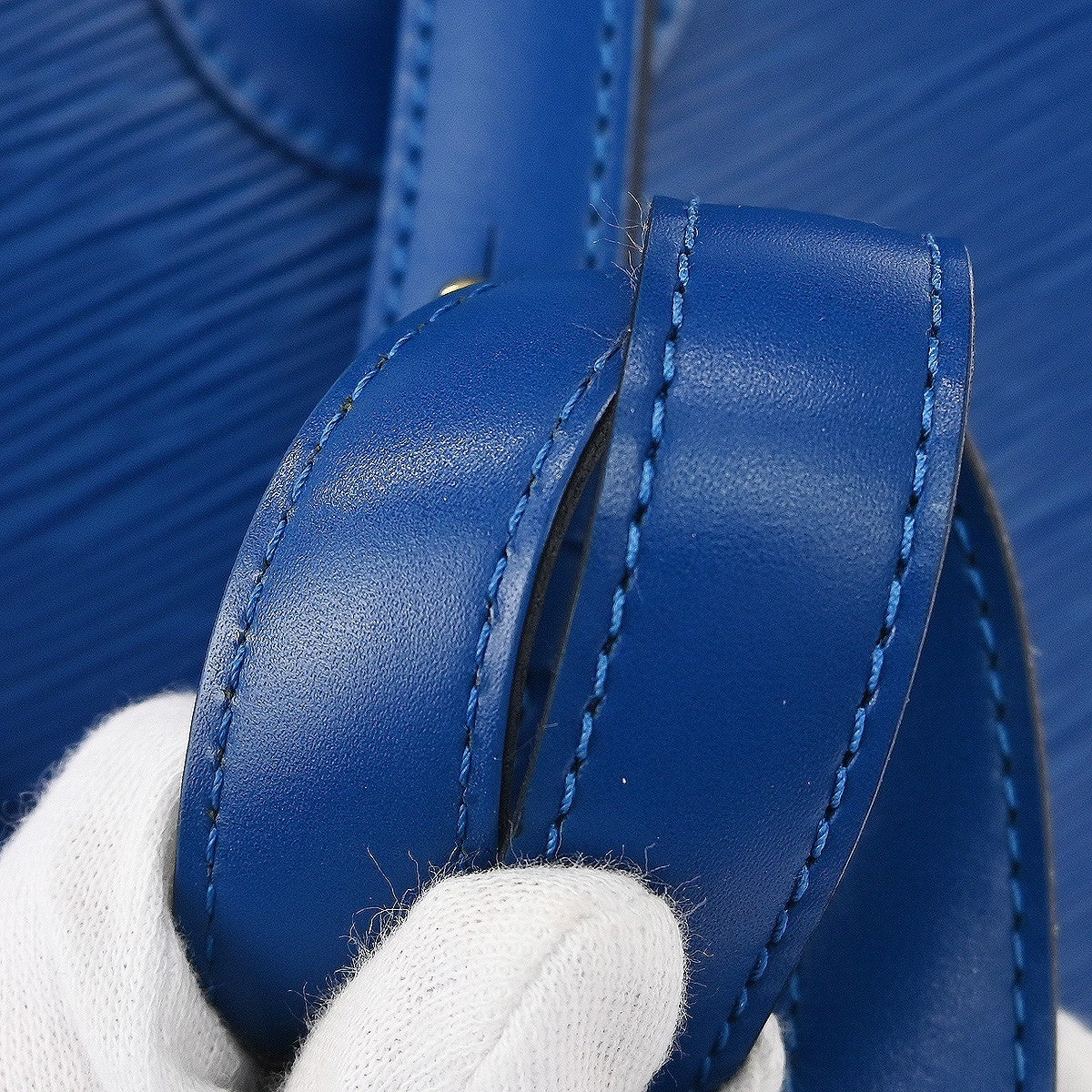 Louis Vuitton Cluny Shoulder Bag Epi Leather Blue Leather Shoulder Bag Bag (Pre-Owned)