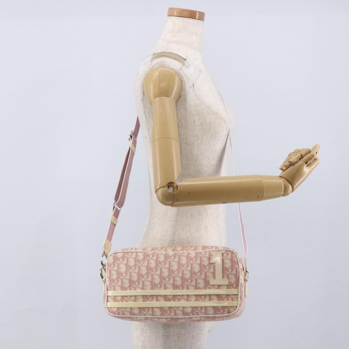 Christian Dior Vintage Crossbody Bag Diorissimo Canvas Pink Canvas Shoulder Bag Bag (Pre-Owned)