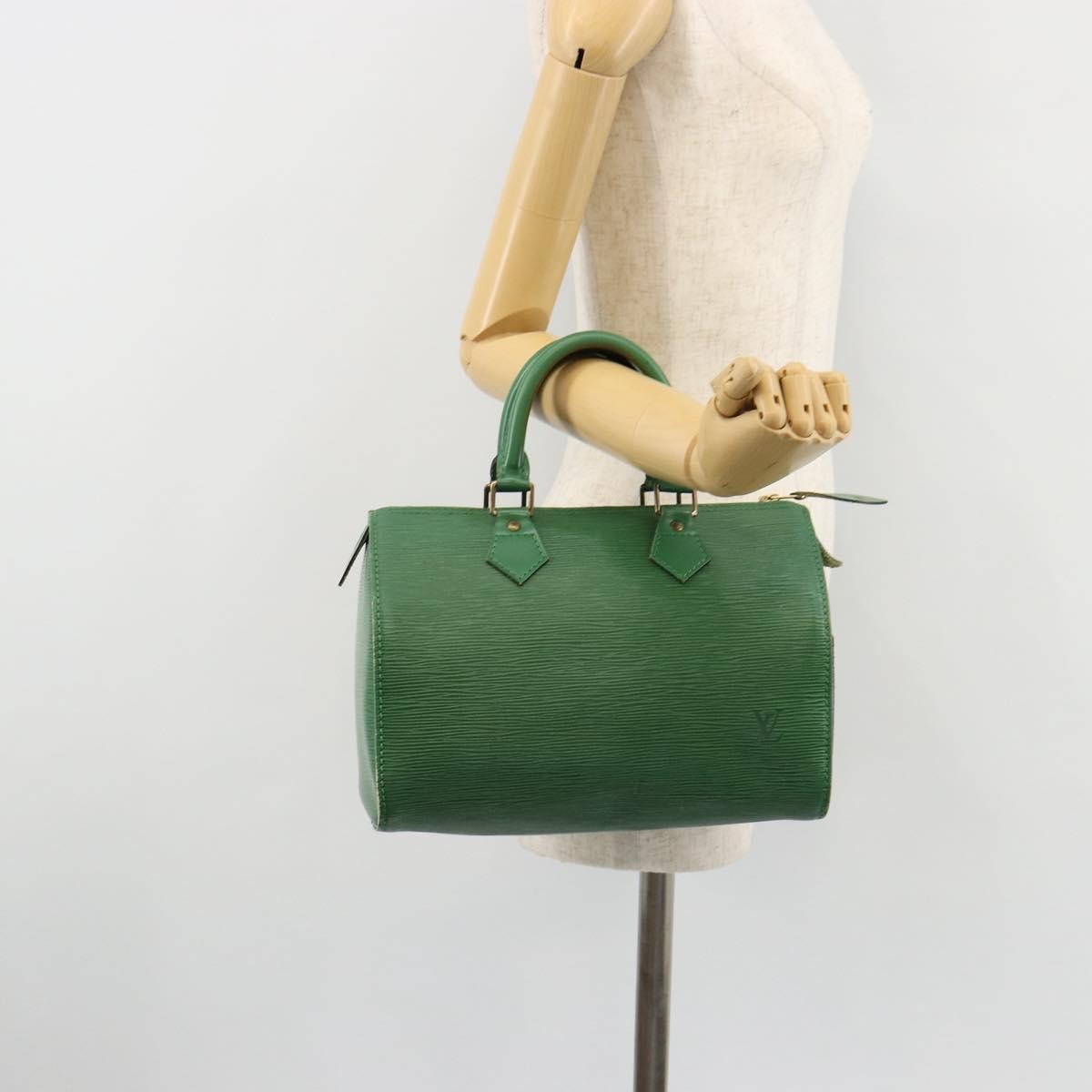 Louis Vuitton Speedy Handbag Epi Leather Green Leather Handbag (Pre-Owned)