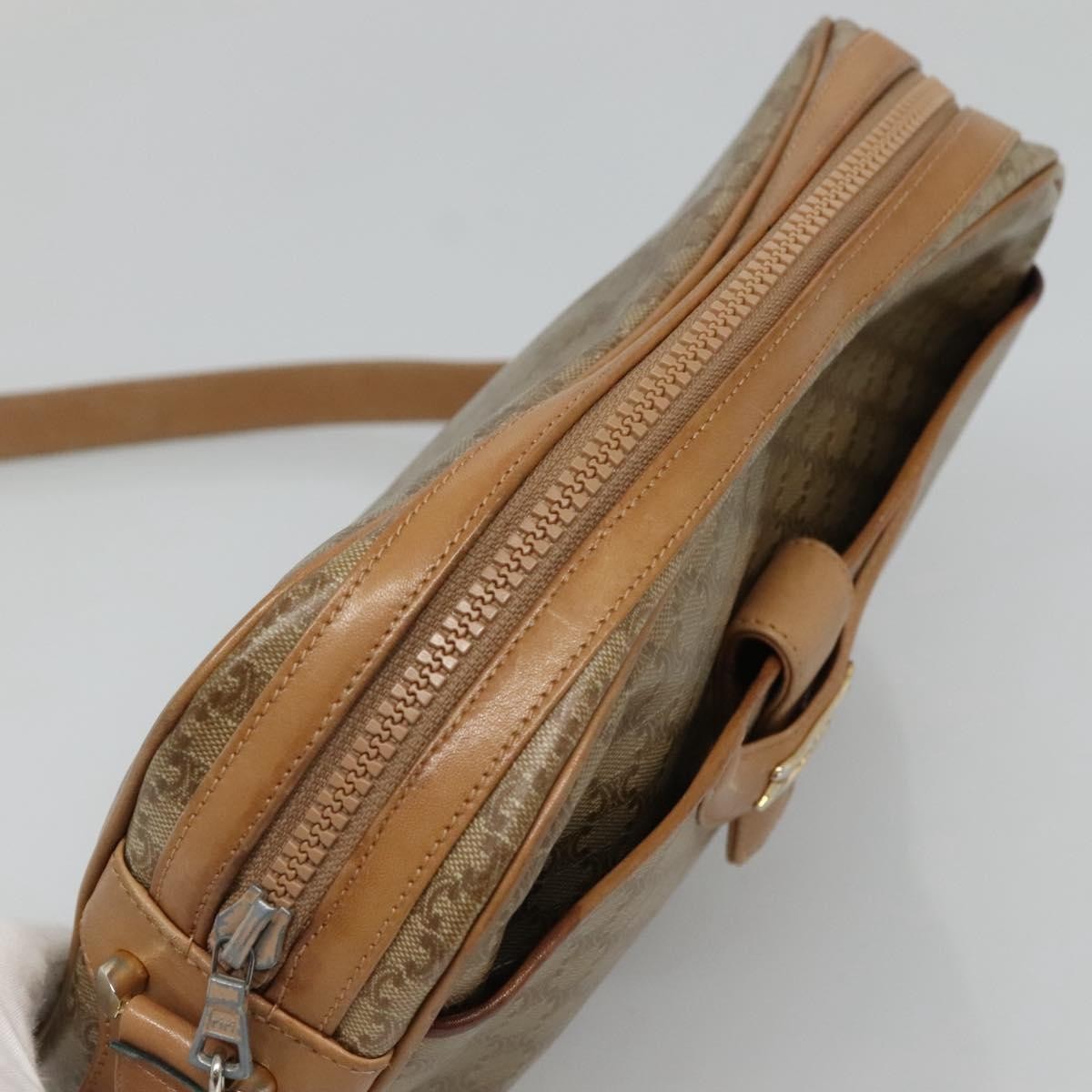 Celine Vintage Macadam Shoulder Bag Canvas And Leather Beige Canvas Shoulder Bag Bag (Pre-Owned)
