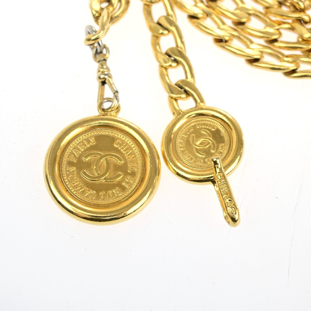 Chanel Vintage Medallion Chain Belt Metal Gold Gold_Plated Belts Accessory (Pre-Owned)