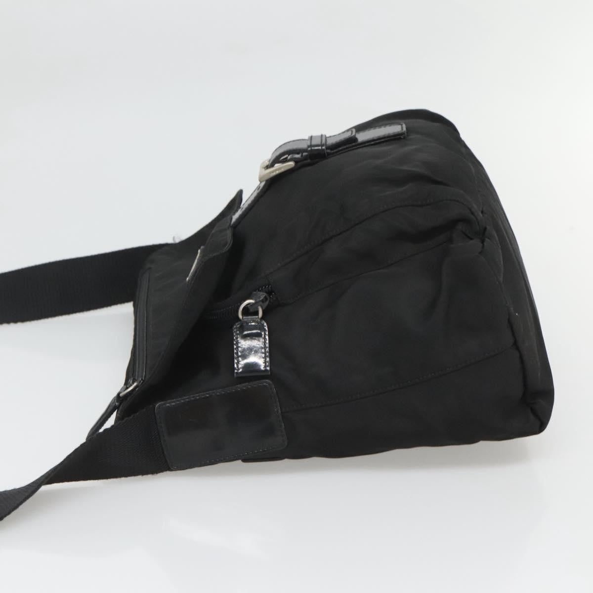 Prada Buckle Messenger Bag Tessuto Black Nylon Shoulder Bag Bag (Pre-Owned)