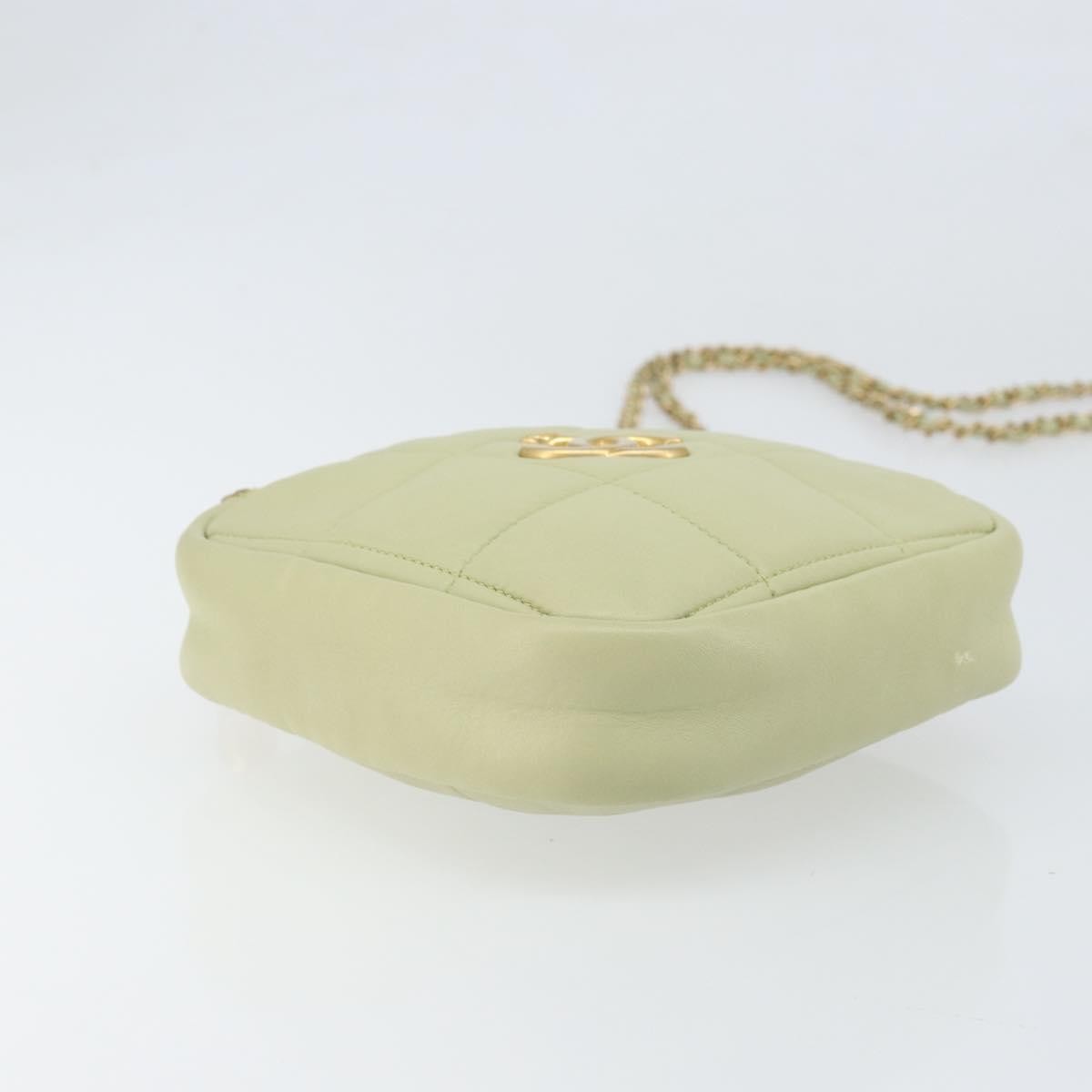 Chanel Diamond Chain Crossbody Bag Quilted Lambskin Green Leather Shoulder Bag Bag (Pre-Owned)