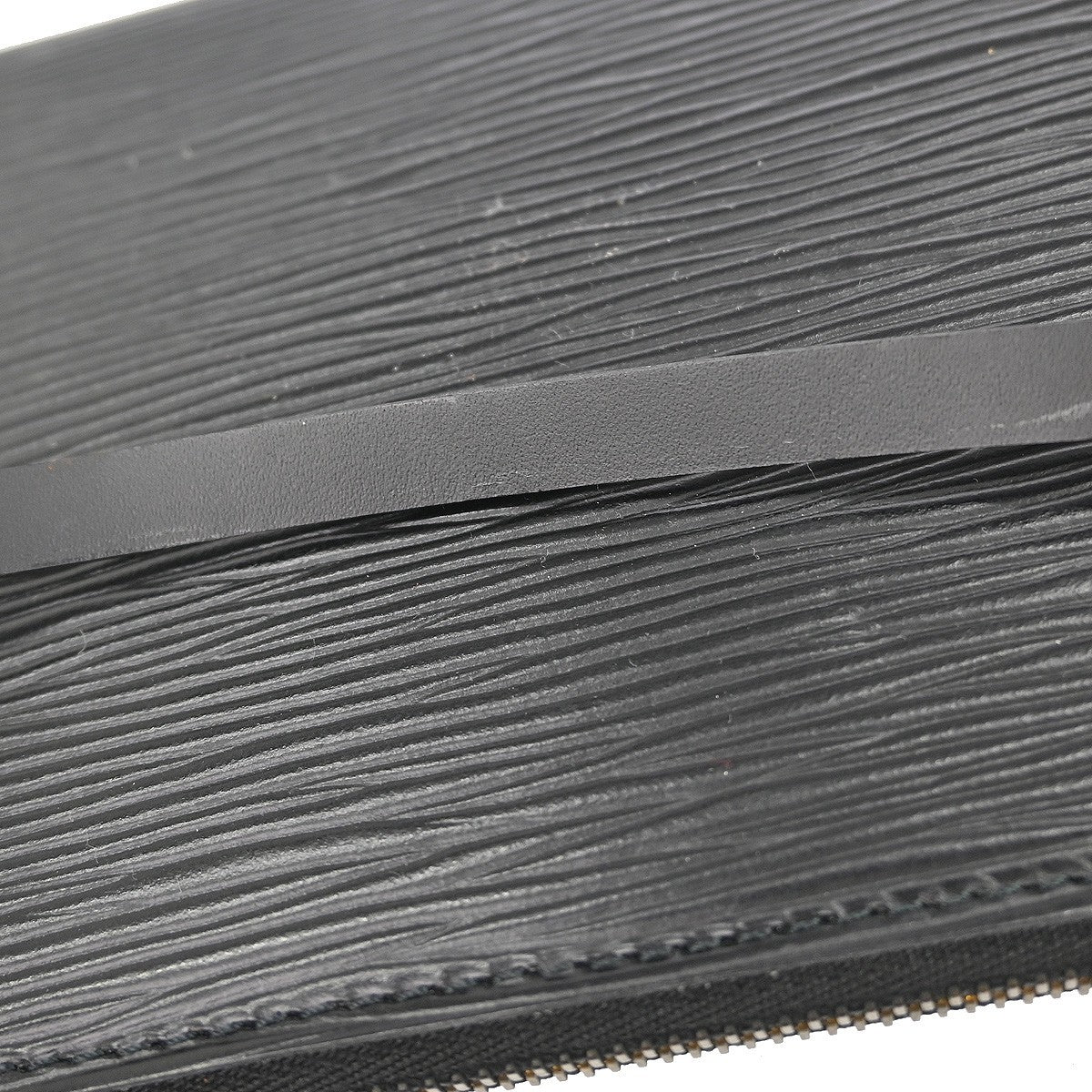 Louis Vuitton Pochette Accessoires Epi Leather Black Leather Clutche & Pouche Bag (Pre-Owned)