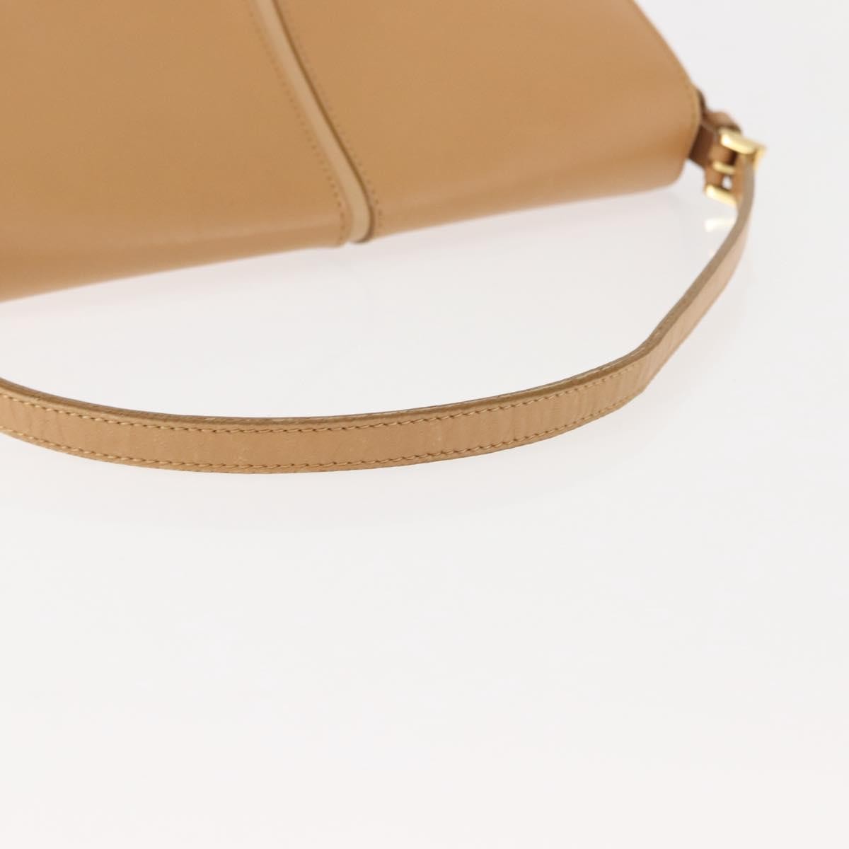 Burberry Shoulder Bag Leather Beige Leather Shoulder Bag Bag (Pre-Owned)