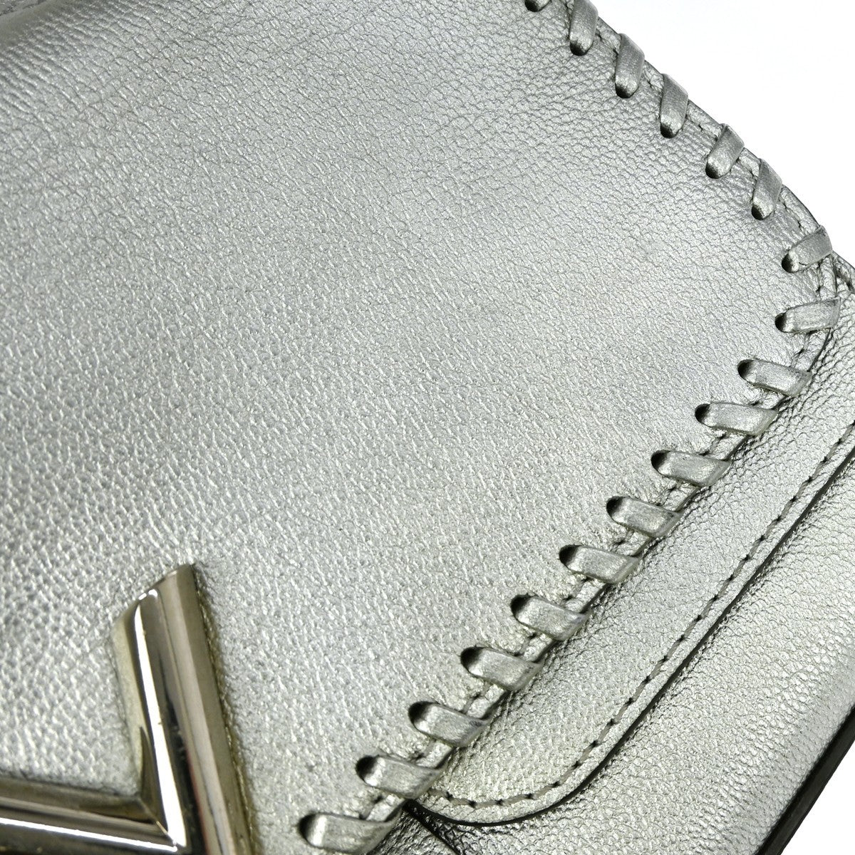 Louis Vuitton Very Chain Bag Whipstitch Leather Silver Leather Handbag (Pre-Owned)