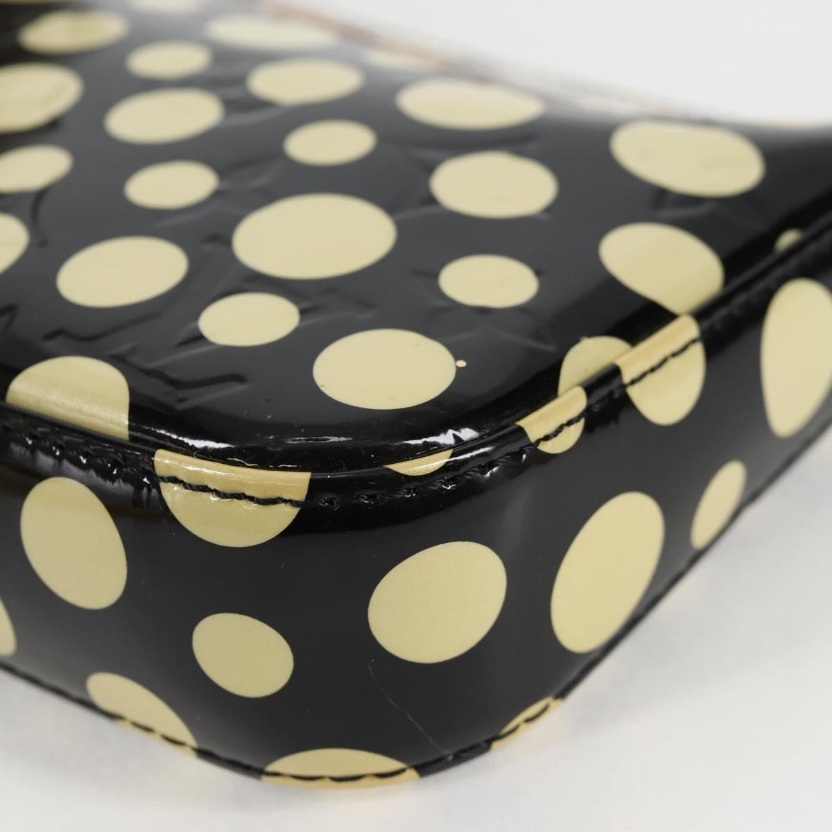 Louis Vuitton Pochette Accessoires Nm Kusama Infinity Dots Monogram Vernis Black Patent_Leather Clutche & Pouche Bag (Pre-Owned)