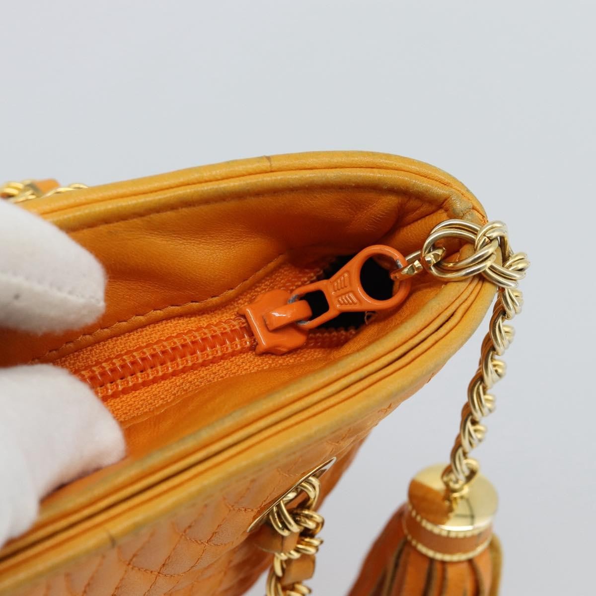 Bally Vintage Shoulder Bag Quilted Leather Orange Leather Shoulder Bag Bag (Pre-Owned)