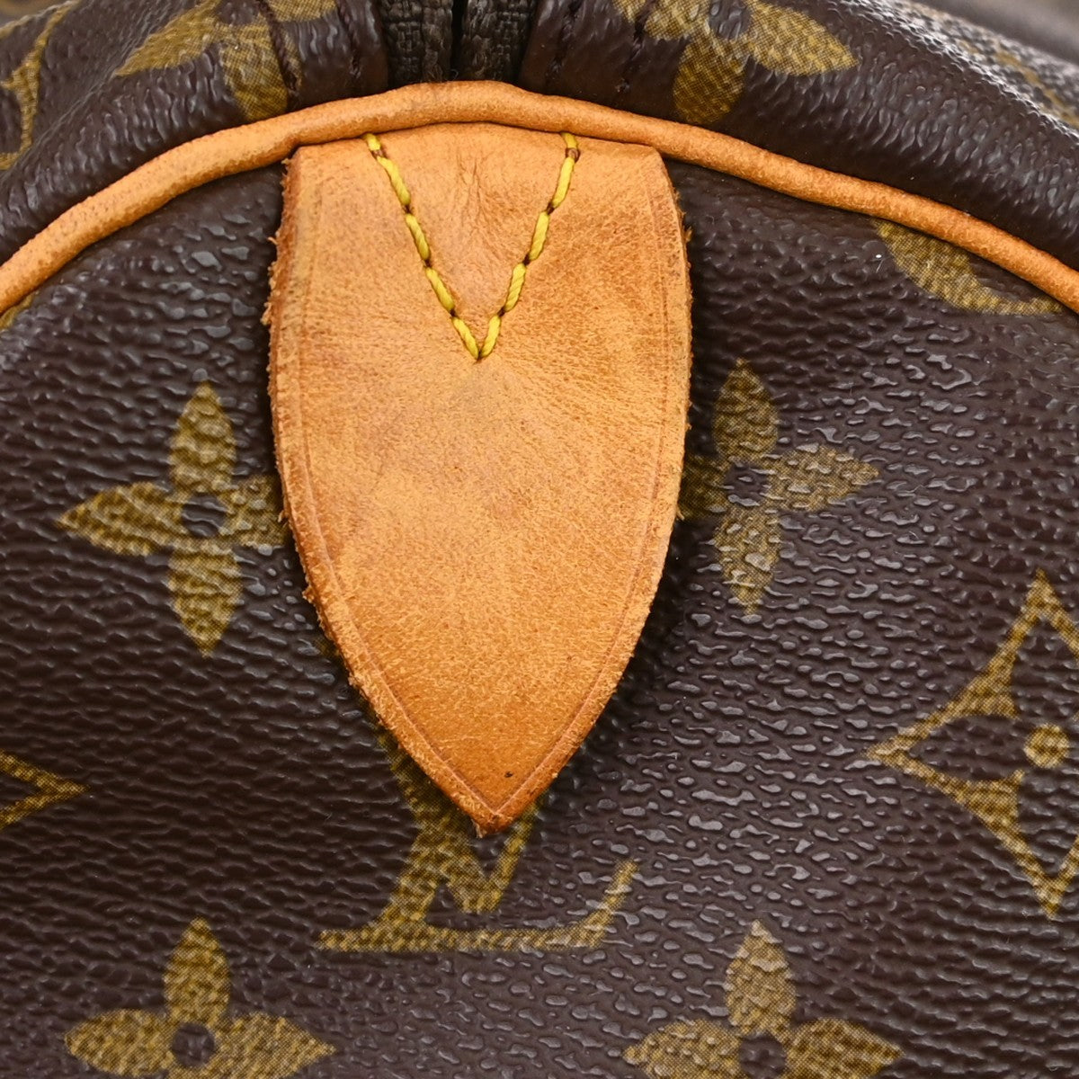 Louis Vuitton Keepall Bag Monogram Canvas Brown Canvas Travel Bag Bag (Pre-Owned)