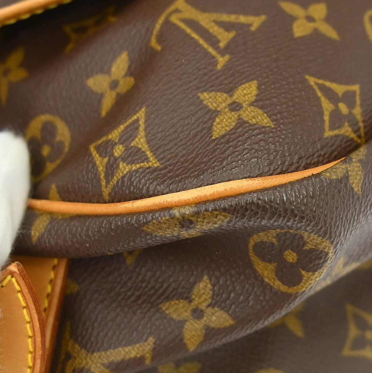 Louis Vuitton Saumur Handbag Monogram Canvas Brown Canvas Shoulder Bag Bag (Pre-Owned)