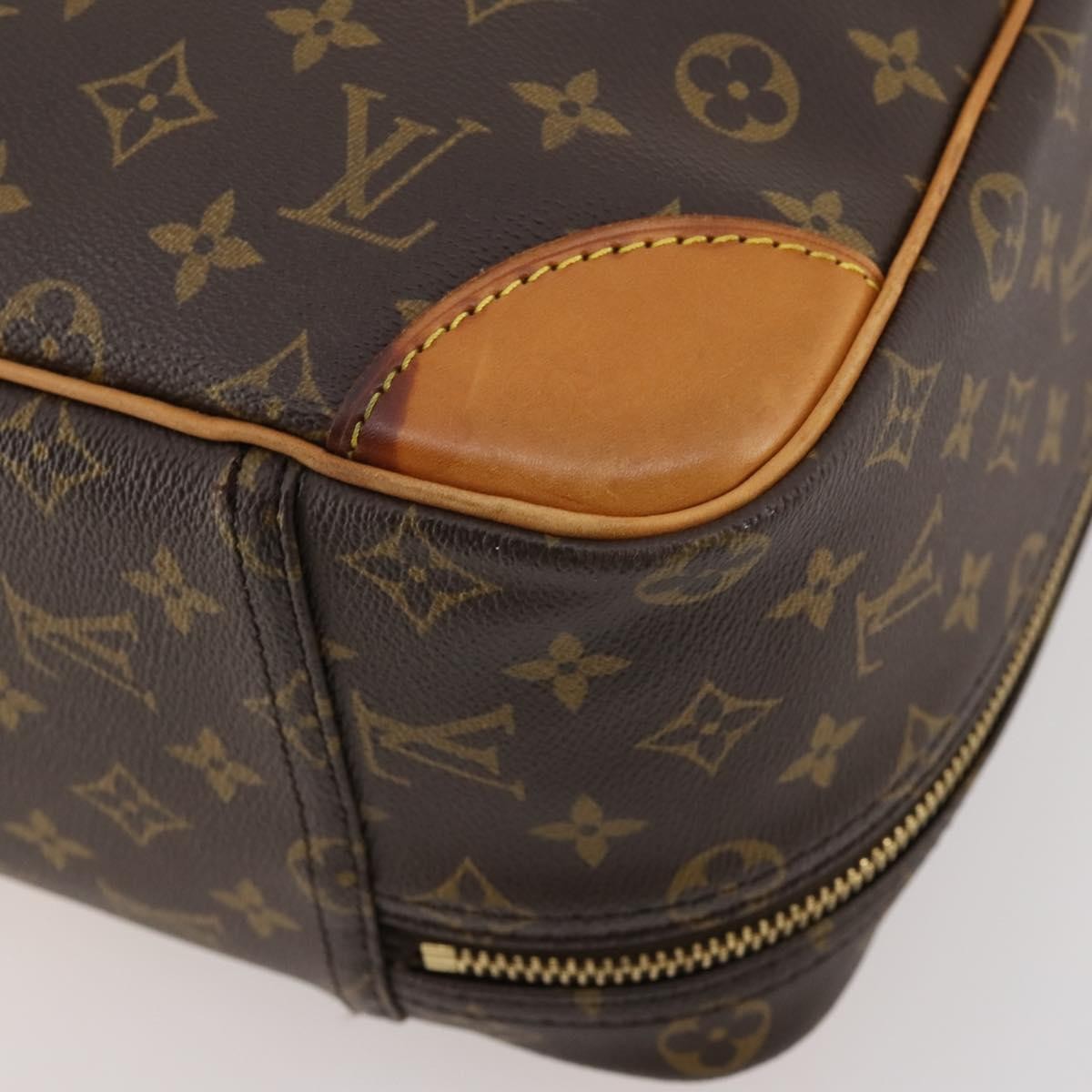 Louis Vuitton Sirius Handbag Monogram Canvas Brown Canvas Travel Bag Bag (Pre-Owned)