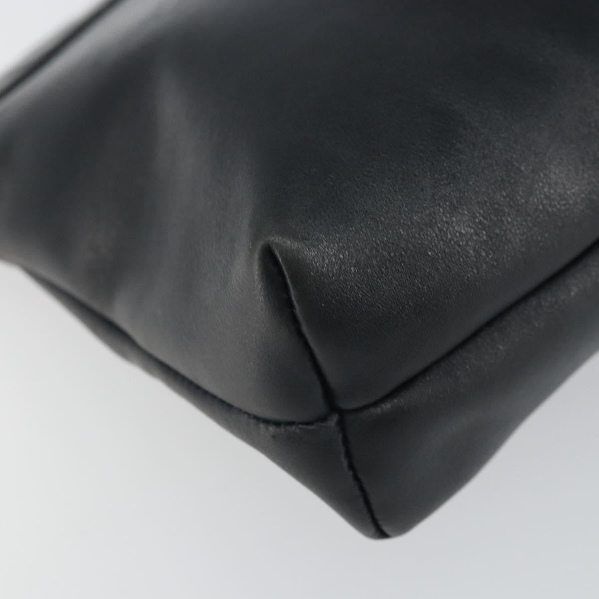Salvatore Ferragamo Vintage Shoulder Bag Leather Black Leather Shoulder Bag Bag (Pre-Owned)