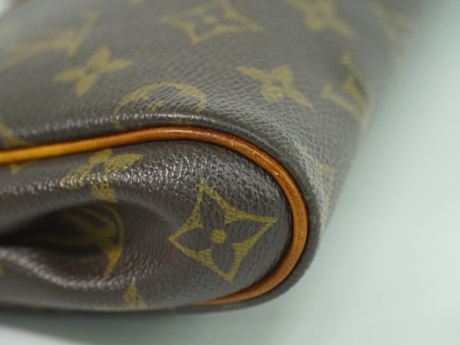 Louis Vuitton Eva Handbag Monogram Canvas Brown Canvas Clutche & Pouche Bag (Pre-Owned)