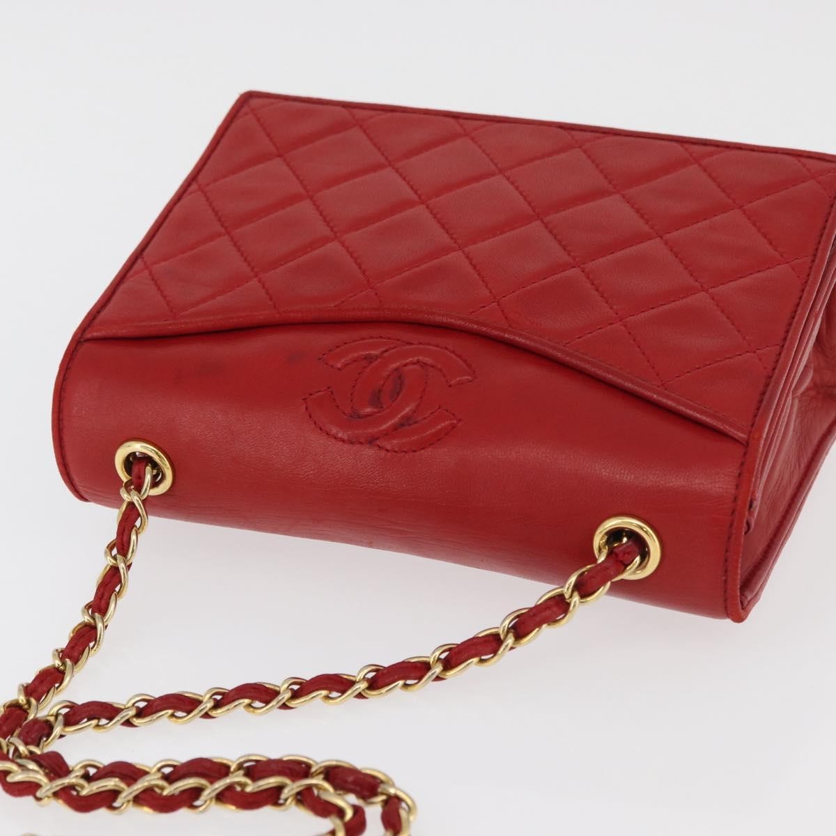 Chanel Vintage Cc Chain Full Flap Bag Quilted Leather Red Leather Shoulder Bag Bag (Pre-Owned)