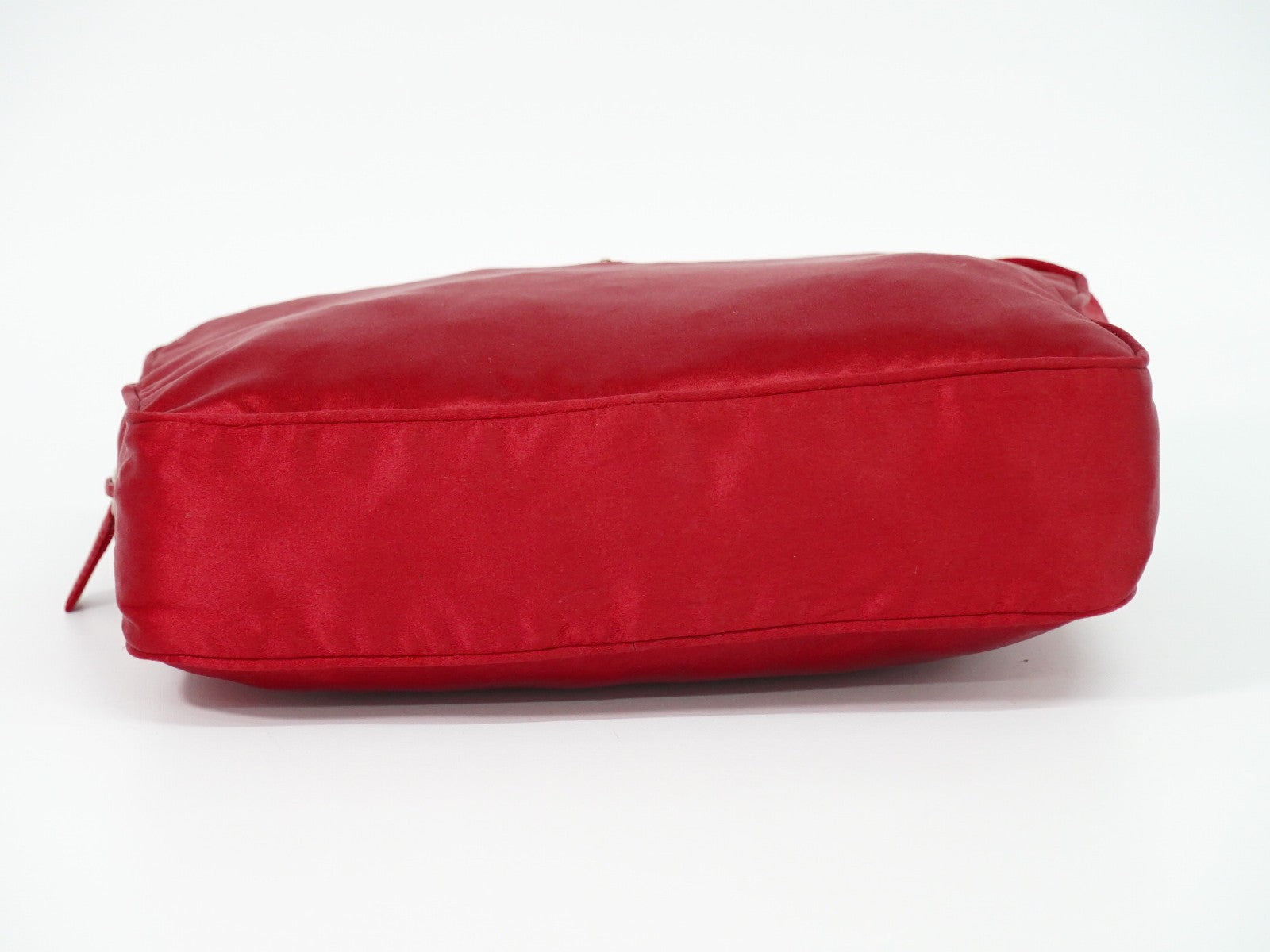 Prada Zip Around Toiletry Bag Silk Red Satin Clutche & Pouche Bag (Pre-Owned)