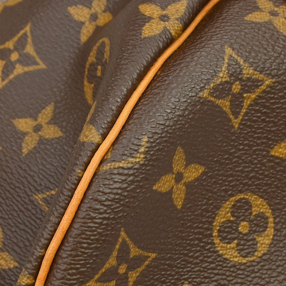 Louis Vuitton Keepall Bag Monogram Canvas Brown Canvas Travel Bag Bag (Pre-Owned)