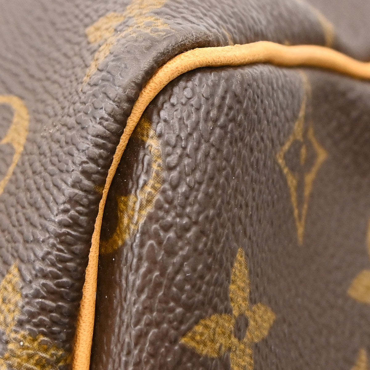 Louis Vuitton Keepall Bag Monogram Canvas Brown Canvas Travel Bag Bag (Pre-Owned)