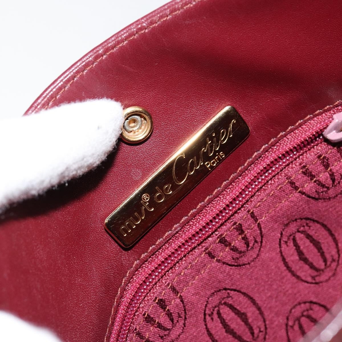 Cartier Must De Cartier Shoulder Bag Leather Burgundy Leather Shoulder Bag Bag (Pre-Owned)